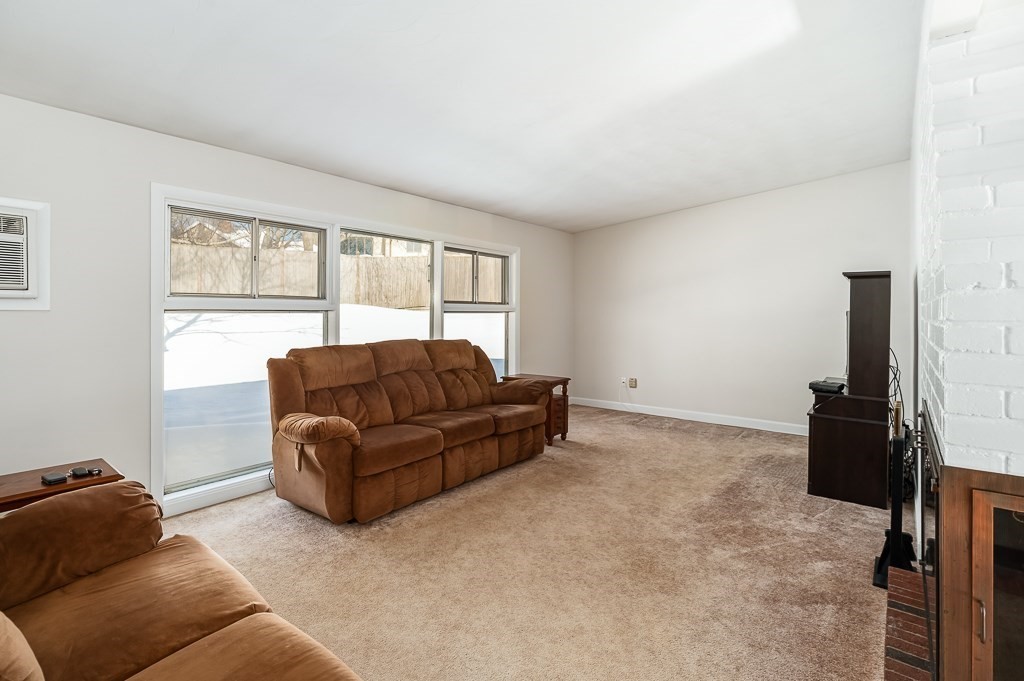 4 Curwen Road Peabody, MA 01960 - Photo 8 of 27 Gallery Image 8