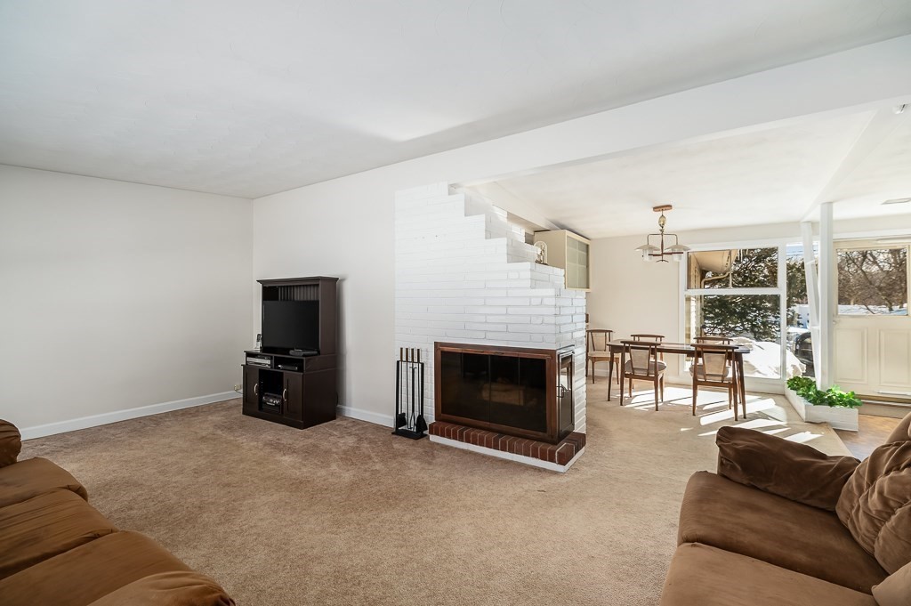 4 Curwen Road Peabody, MA 01960 - Photo 9 of 27 Gallery Image 9