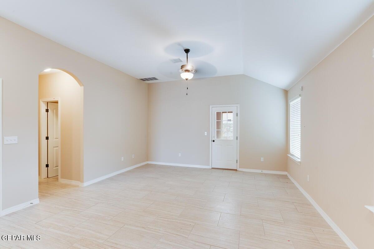 12416 Oconee Place Clint, TX 79836 - Photo 21 of 35 20230524225101858233000000-o