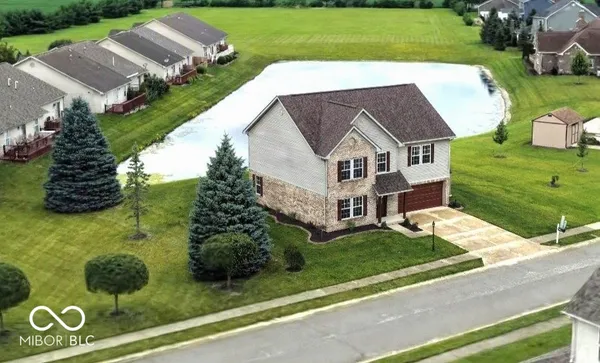 $369,900 | 1364 College Parkway, Elwood, IN 46036