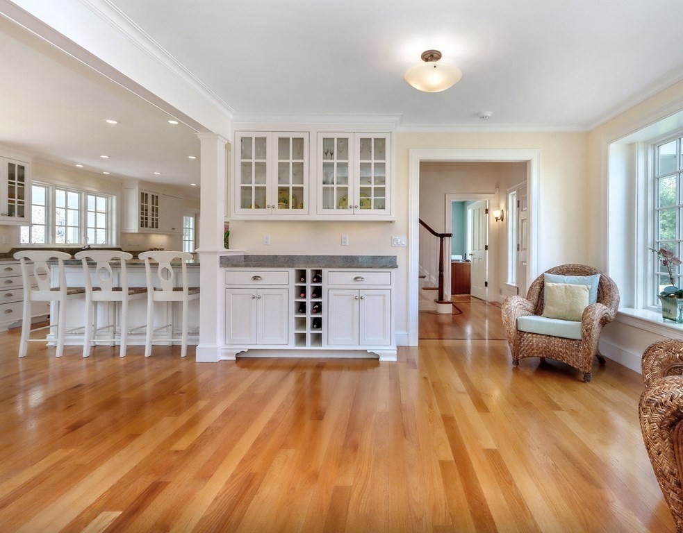 41 Brooks Road Lincoln, MA 01773 - Photo 9 of 42 Gallery Image 9