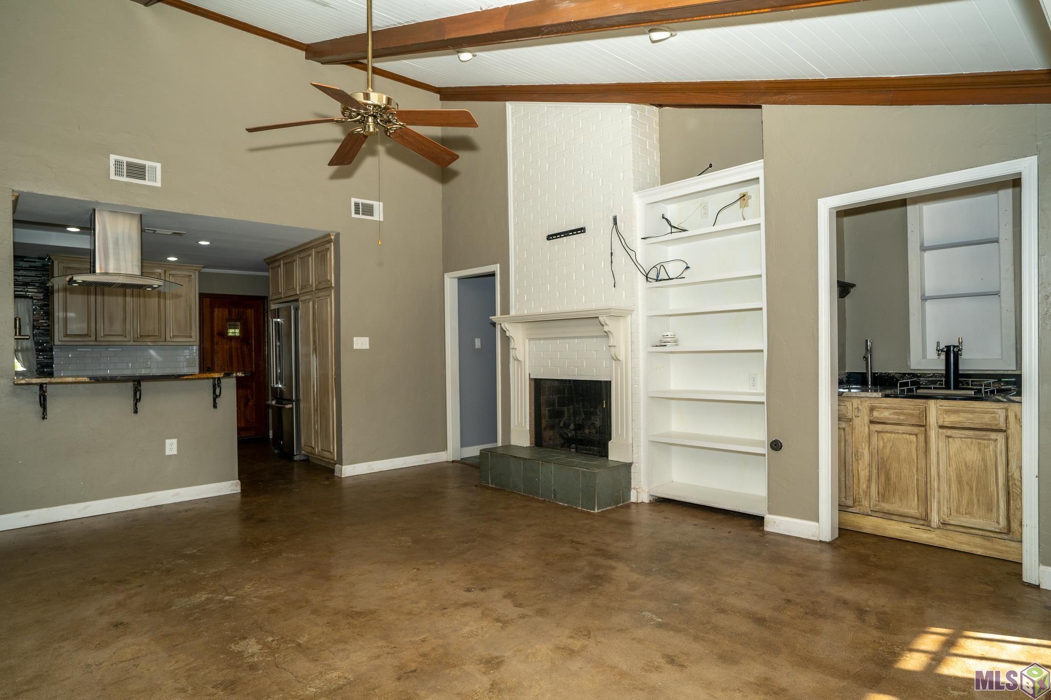 3736 Sessions Drive Baton Rouge, LA 70816 - Photo 3 of 34