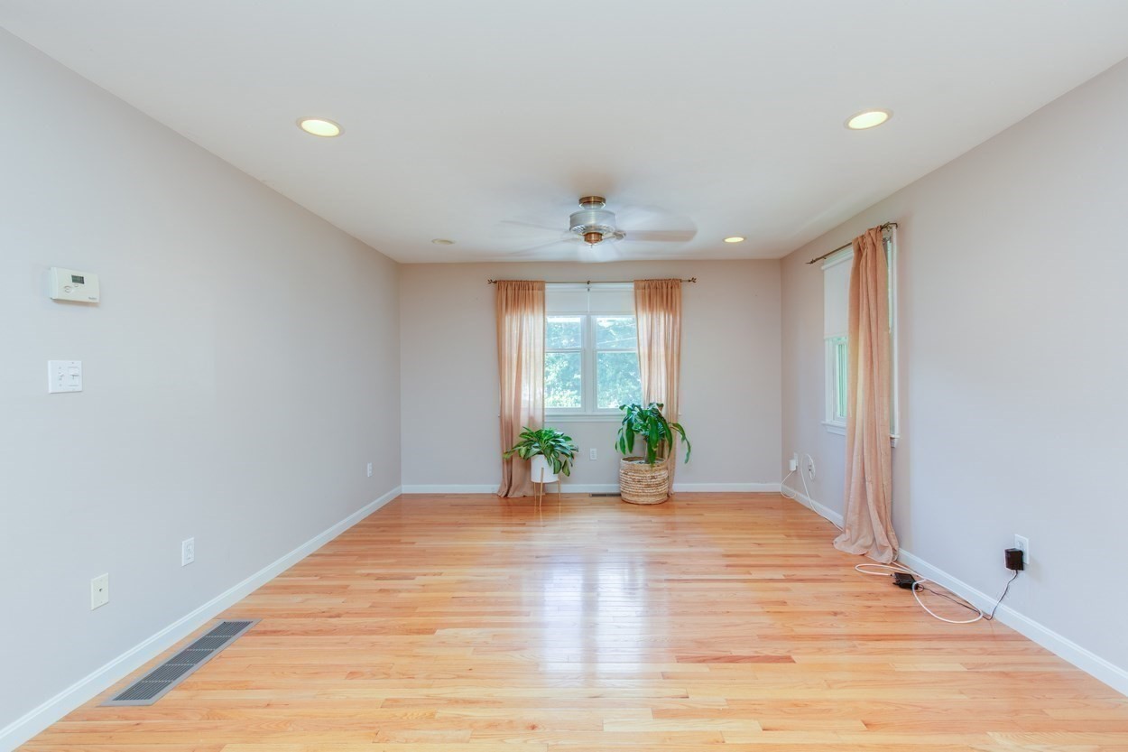 21 Partridge Road Dracut, MA 01826 - Photo 30 of 40 Gallery Image 30
