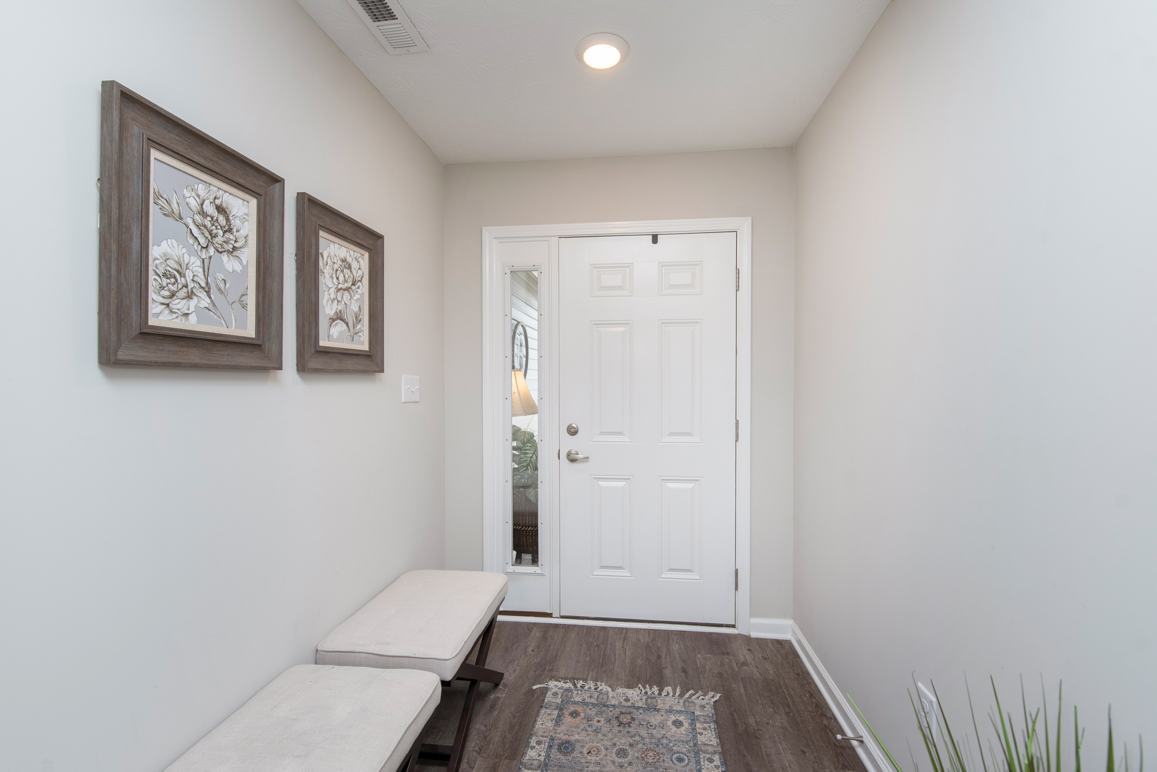 8131 Dewberry Lane Pendleton, IN 46064 - Photo 2 of 28