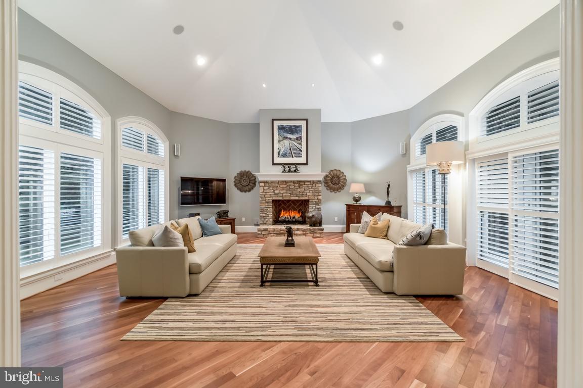 15330 Riding Club Drive Haymarket, VA 20169 - Photo 35 of 59 Family room with high vaulted ceiling