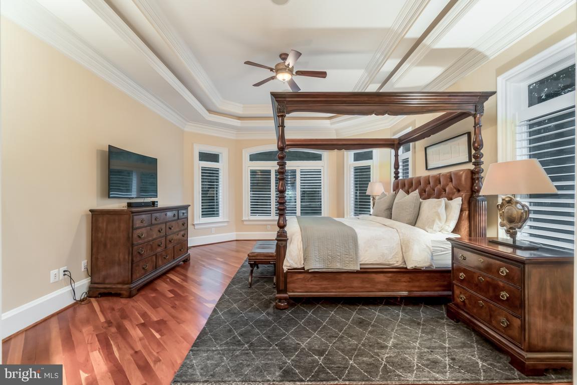 15330 Riding Club Drive Haymarket, VA 20169 - Photo 39 of 59 Owner's bedroom