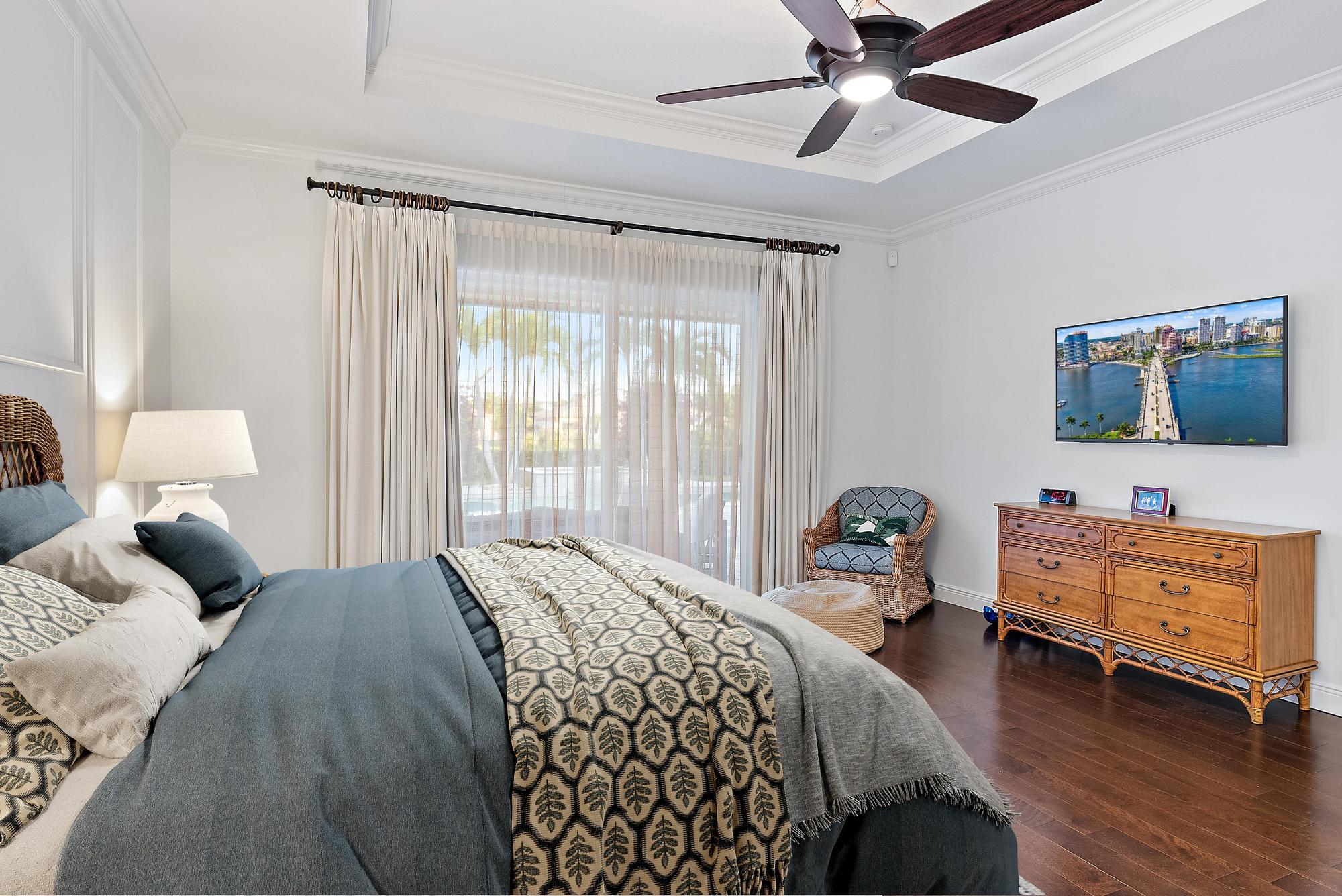 128 Casa Circle Jupiter, FL 33458 - Photo 21 of 78 Primary Suite