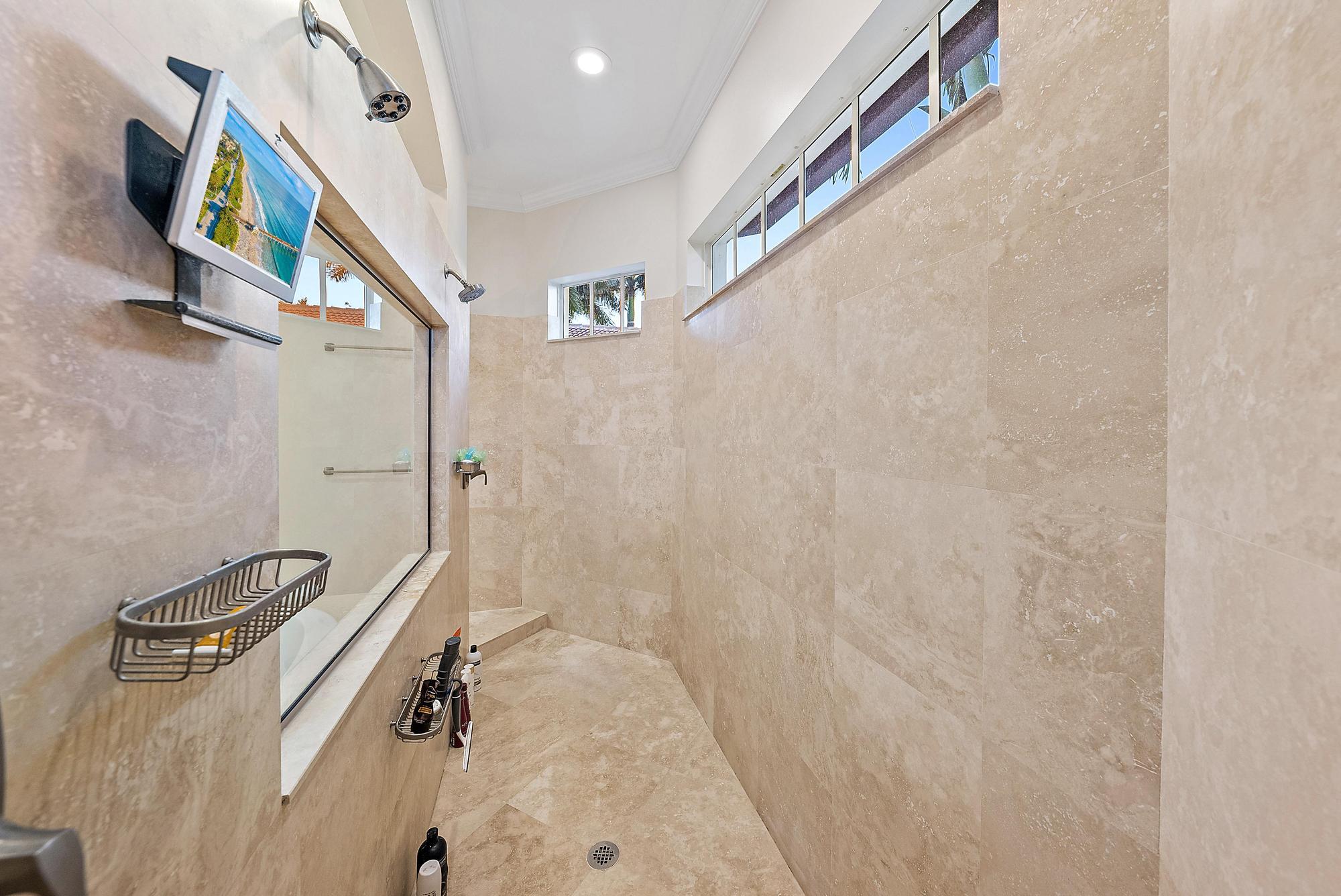 128 Casa Circle Jupiter, FL 33458 - Photo 25 of 78 Primary Shower