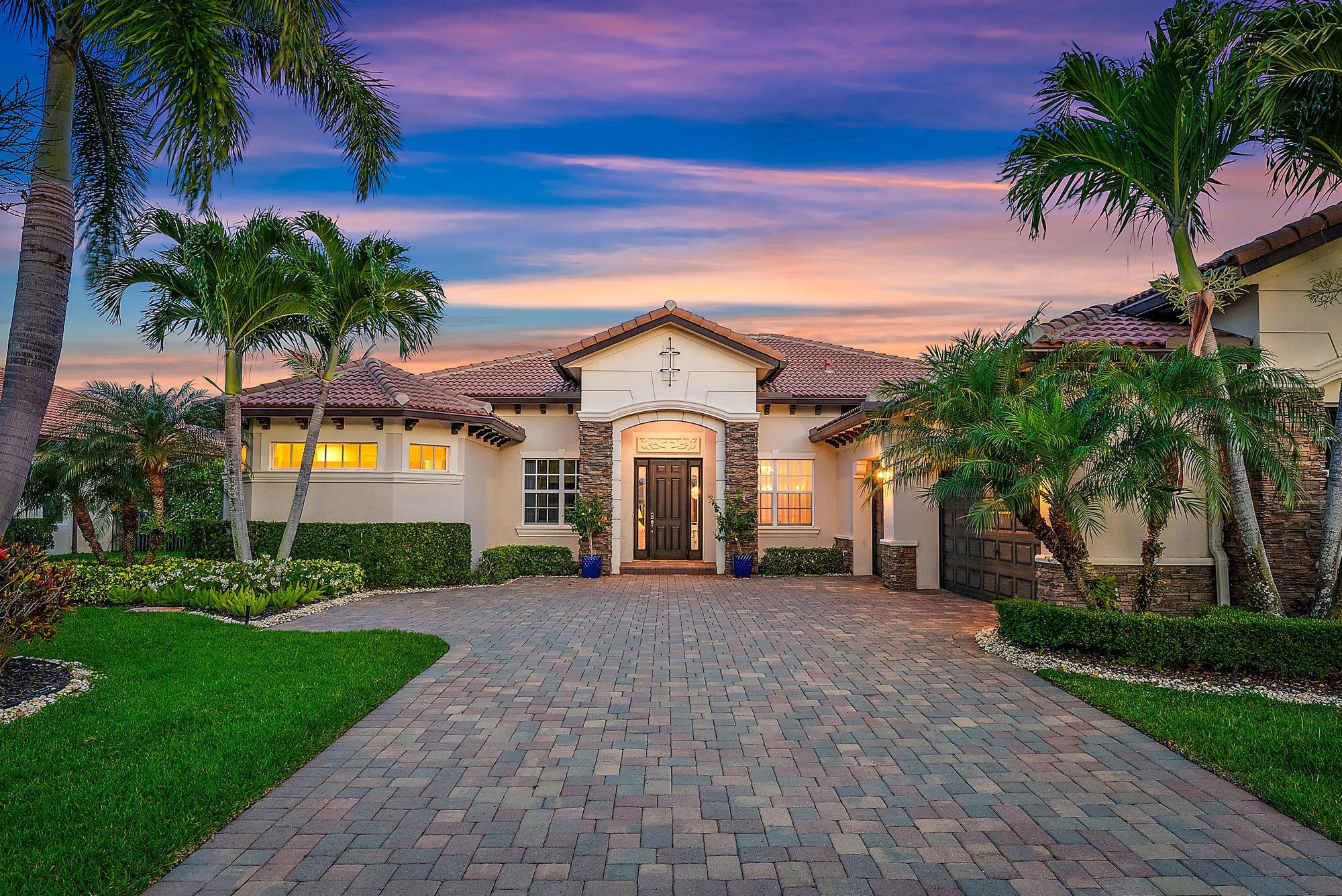 128 Casa Circle Jupiter, FL 33458 - Photo 35 of 78 Front Exterior