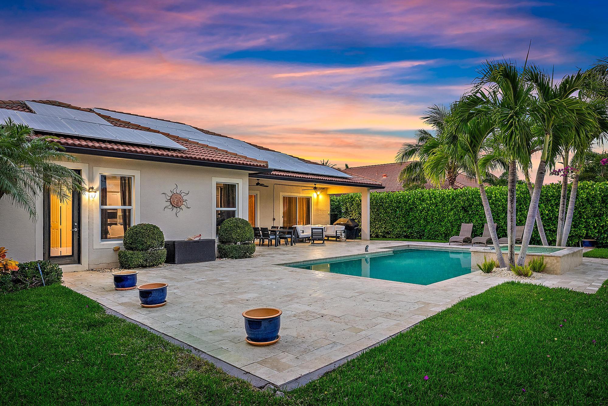 128 Casa Circle Jupiter, FL 33458 - Photo 39 of 78 Pool & Back Exterior