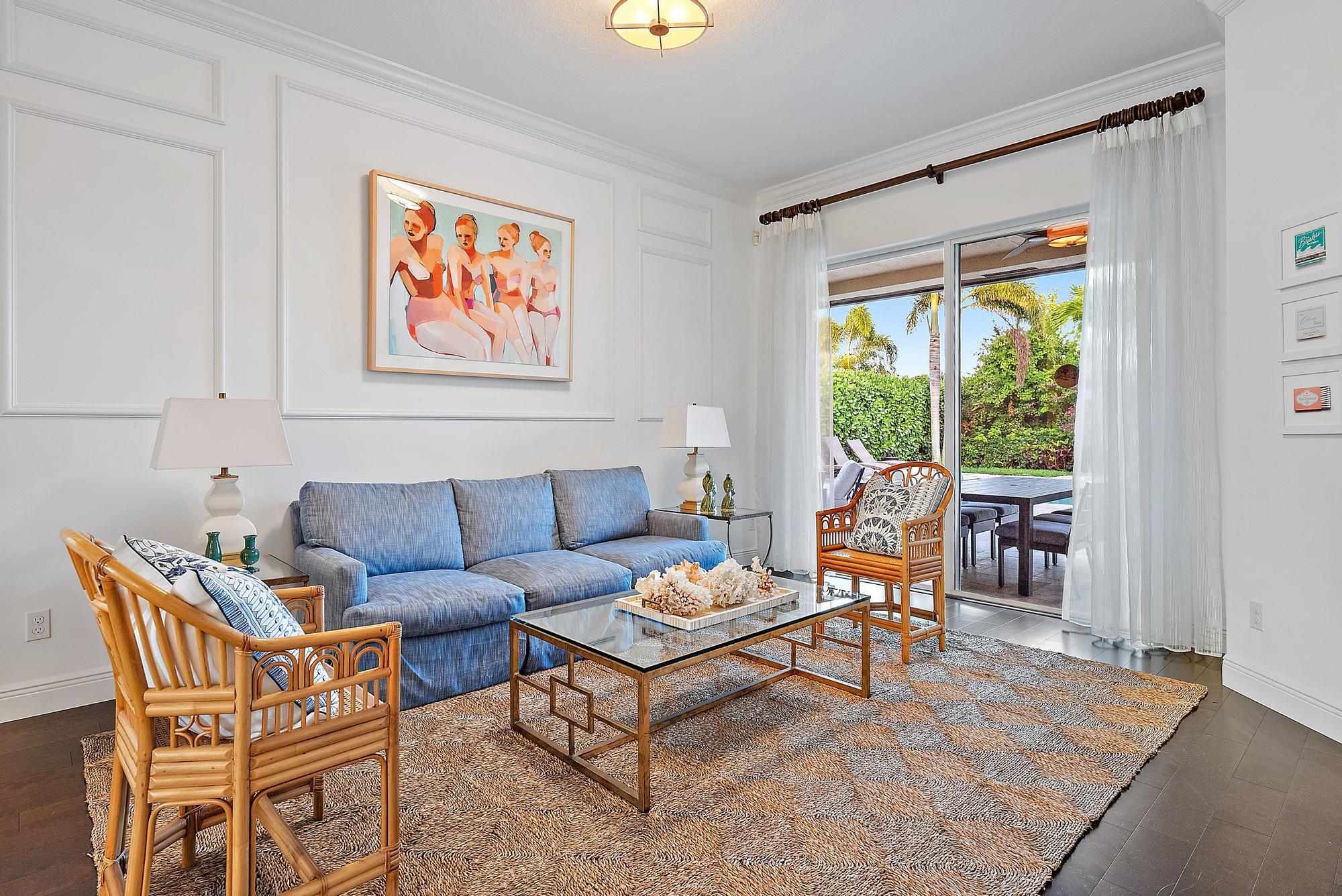 128 Casa Circle Jupiter, FL 33458 - Photo 8 of 78 Living