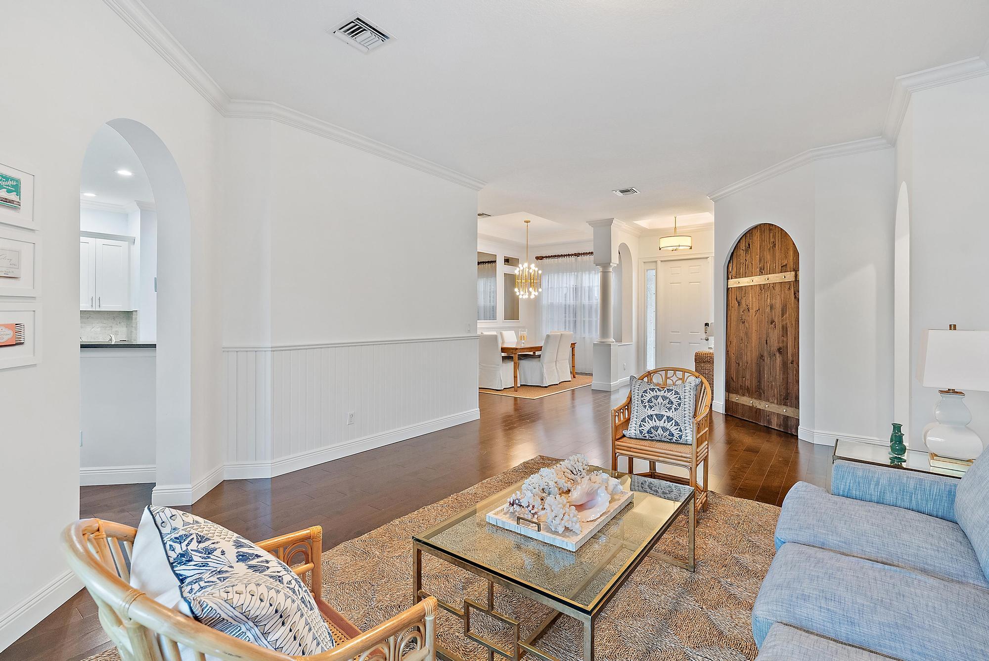 128 Casa Circle Jupiter, FL 33458 - Photo 10 of 78 Living