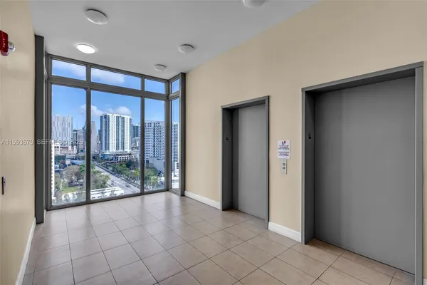 $3,300 | 36 Northwest 6th Avenue, Unit TS8, Miami, FL 33128