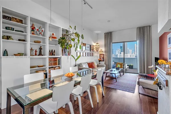 $3,300 | 36 Northwest 6th Avenue, Unit TS8, Miami, FL 33128