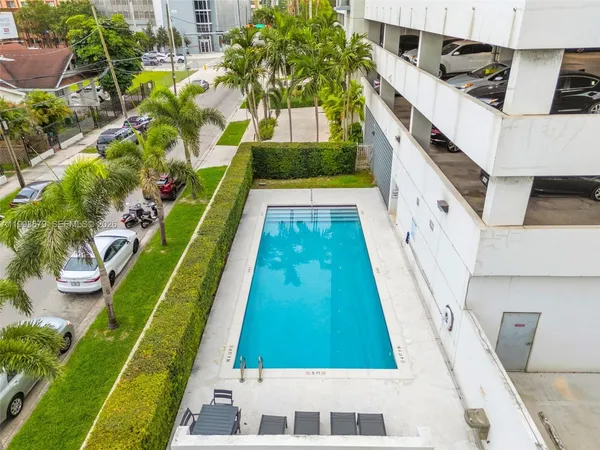 $3,300 | 36 Northwest 6th Avenue, Unit TS8, Miami, FL 33128