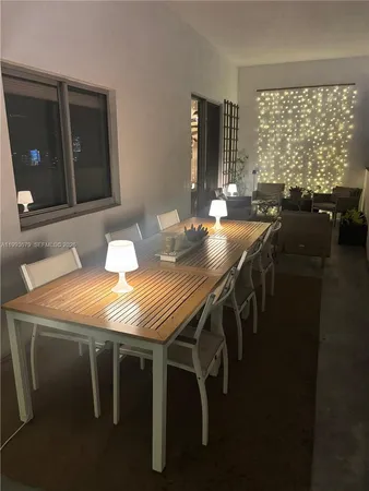 $3,300 | 36 Northwest 6th Avenue, Unit TS8, Miami, FL 33128