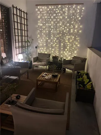 $3,300 | 36 Northwest 6th Avenue, Unit TS8, Miami, FL 33128