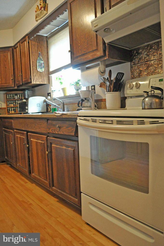 1567 Bloom Road Westminster, MD 21157 - Photo 13 of 30 Kitchen