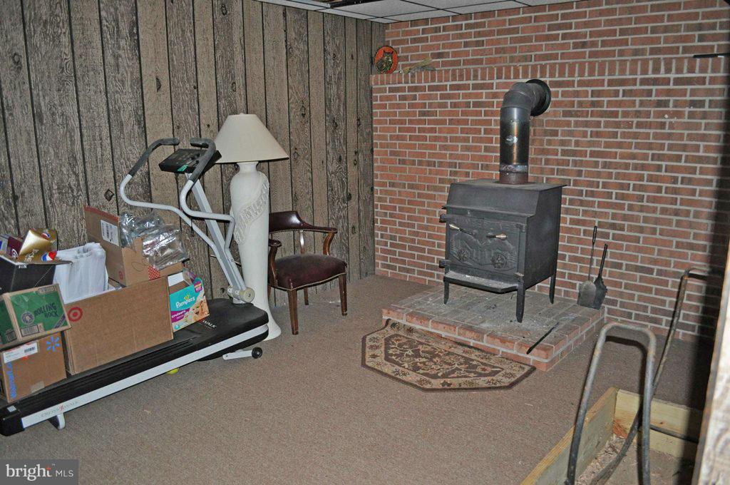 1567 Bloom Road Westminster, MD 21157 - Photo 22 of 30 Interior (General)