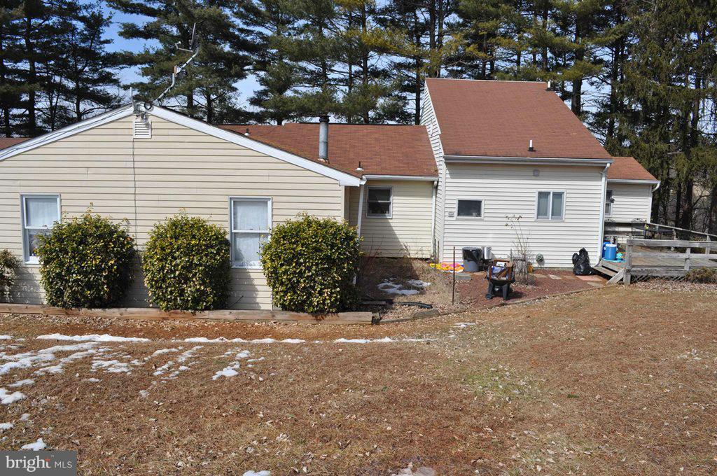 1567 Bloom Road Westminster, MD 21157 - Photo 29 of 30 Exterior (Rear)