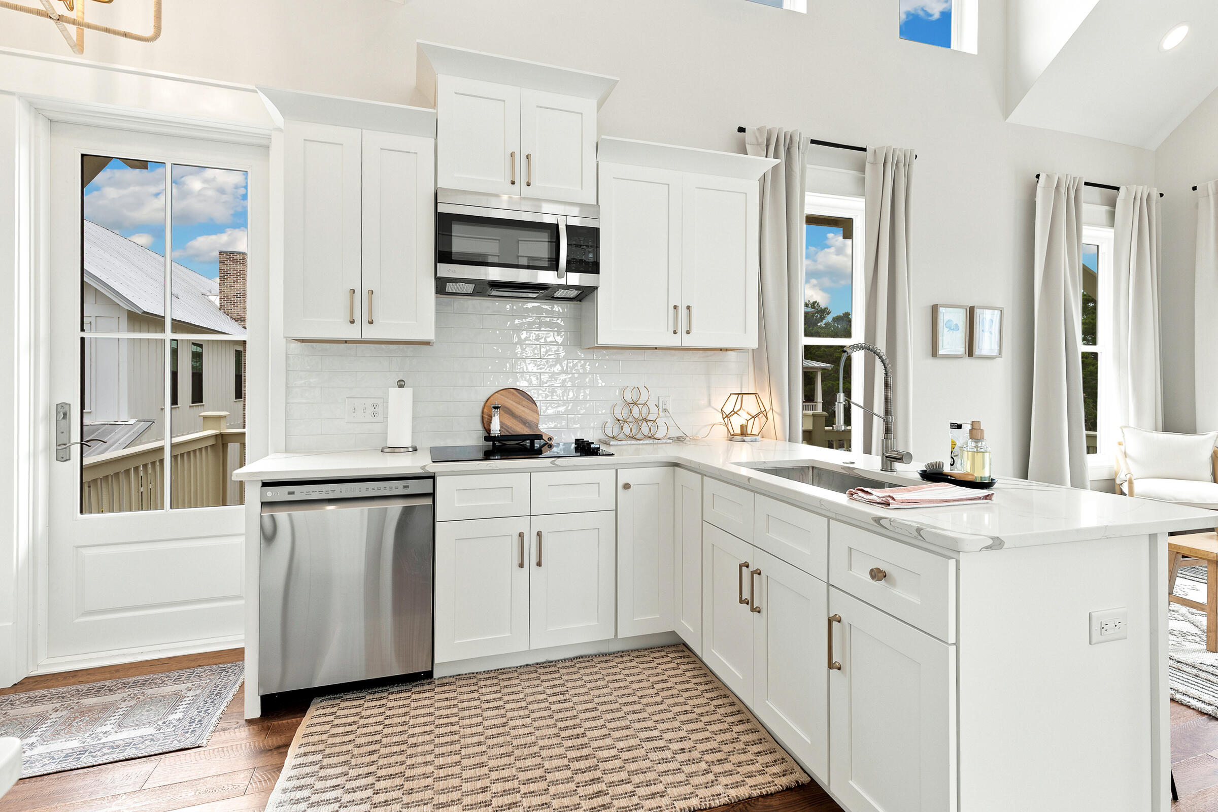 17 Dulce Ln Inlet Beach Inlet Beach, FL 32461 - Photo 67 of 149 Carriage House Kitchen