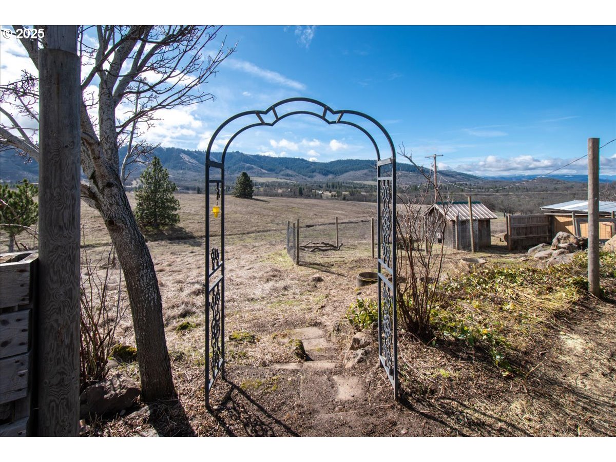 40 Oda Knight Road Lyle, WA 98635 - Photo 30 of 48 Gallery Image 30