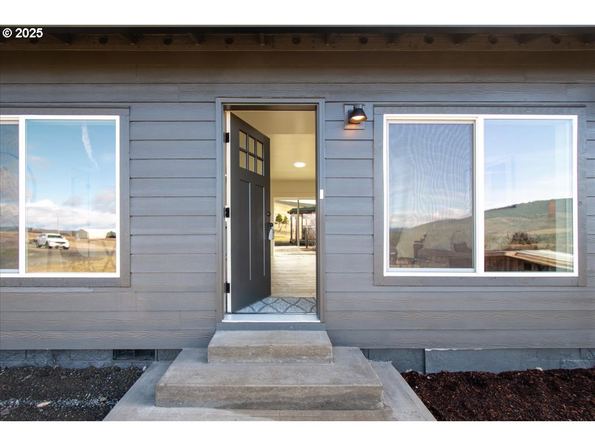 40 Oda Knight Road Lyle, WA 98635 - Photo 5 of 48 Gallery Image 5