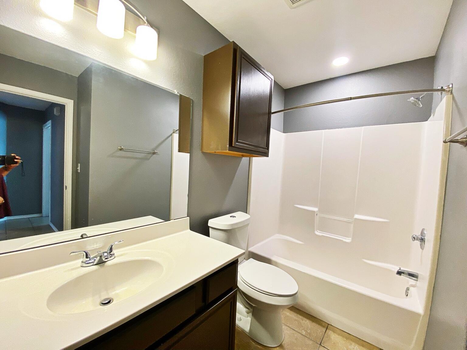 532 North Clinton Avenue Lubbock, TX 79416 - Photo 15 of 37 004 4