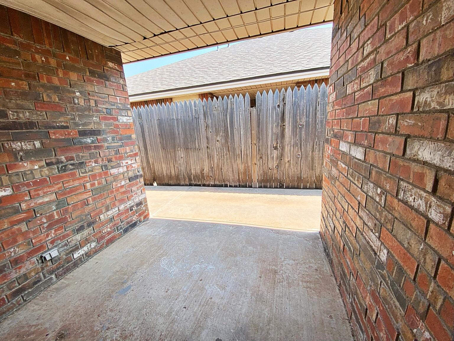 532 North Clinton Avenue Lubbock, TX 79416 - Photo 18 of 37 001 4