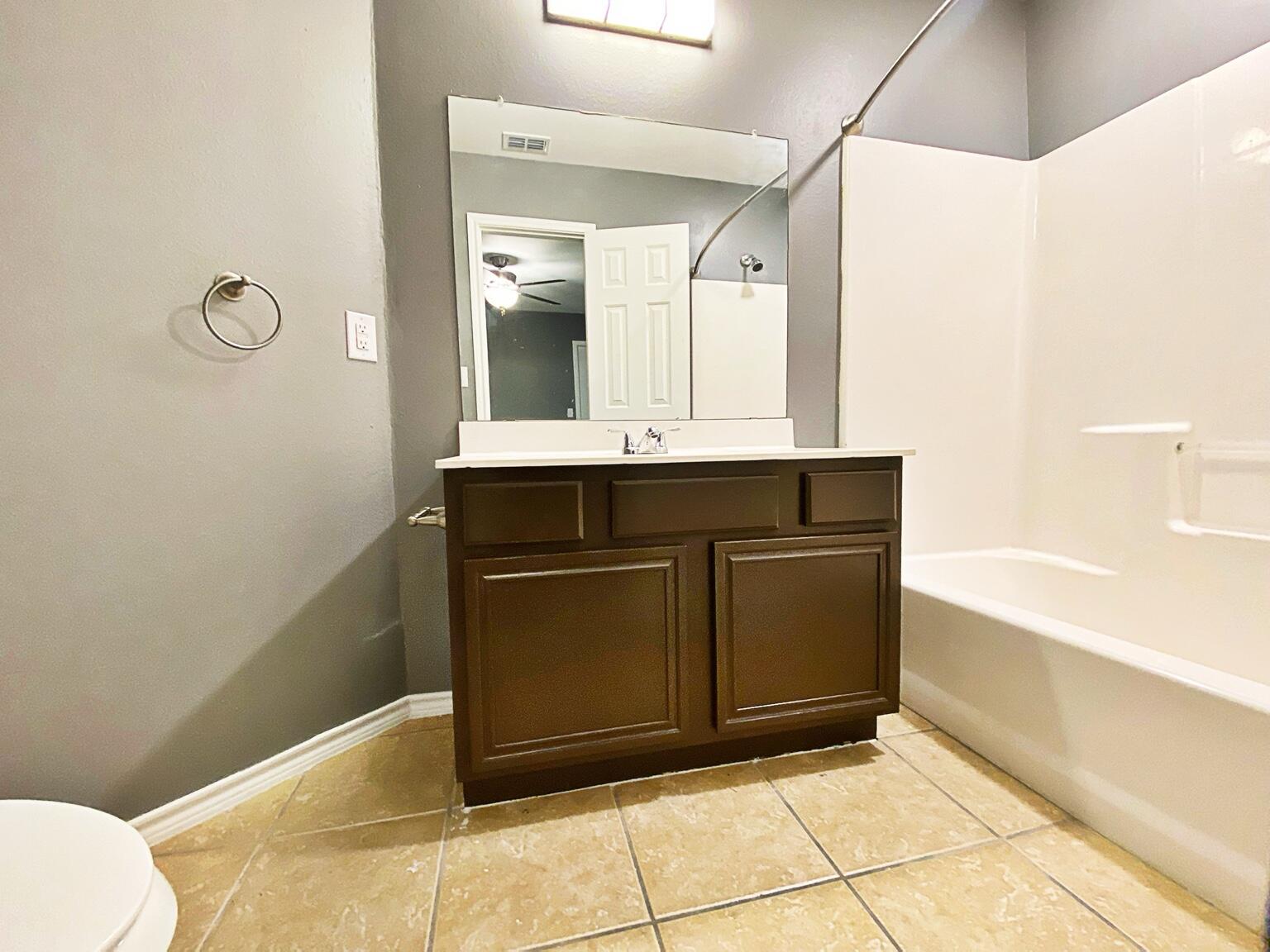532 North Clinton Avenue Lubbock, TX 79416 - Photo 24 of 37 013 3