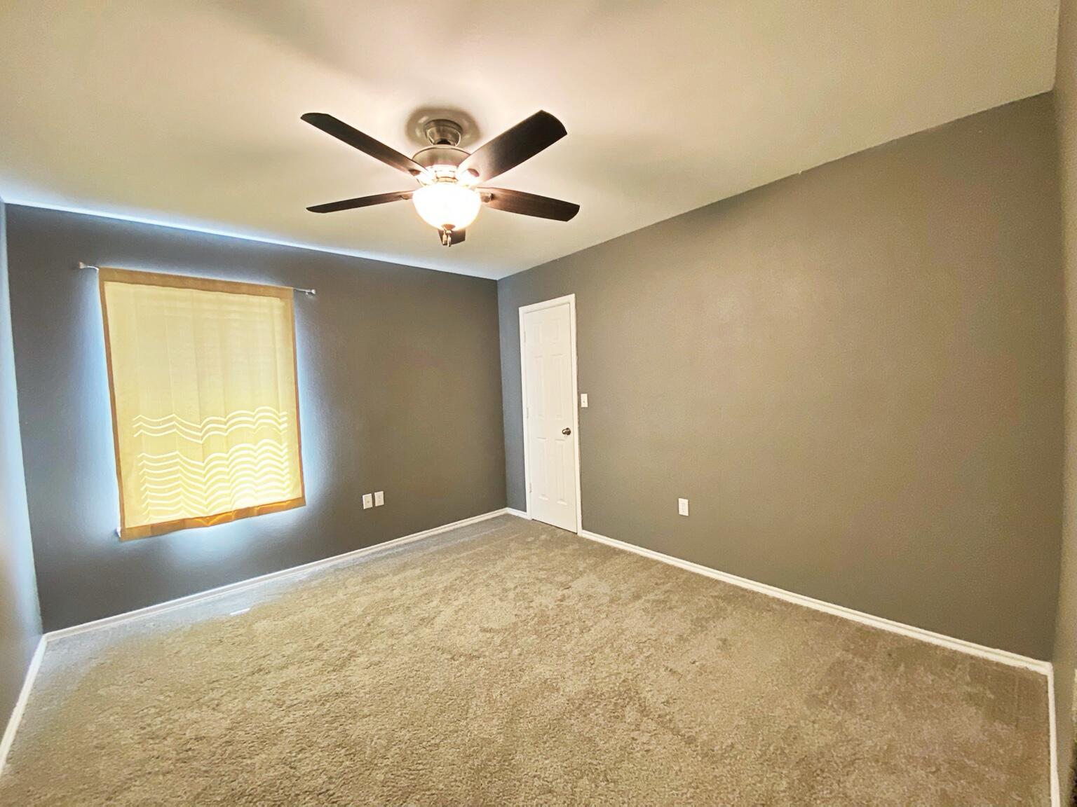 532 North Clinton Avenue Lubbock, TX 79416 - Photo 25 of 37 012 3