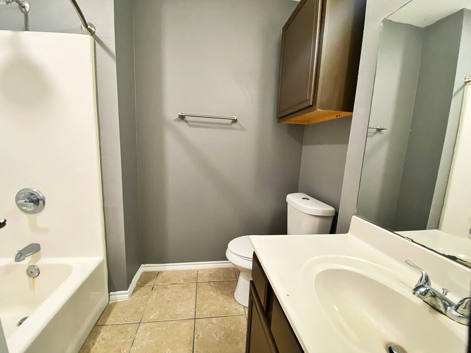 532 North Clinton Avenue Lubbock, TX 79416 - Photo 29 of 37 008 3