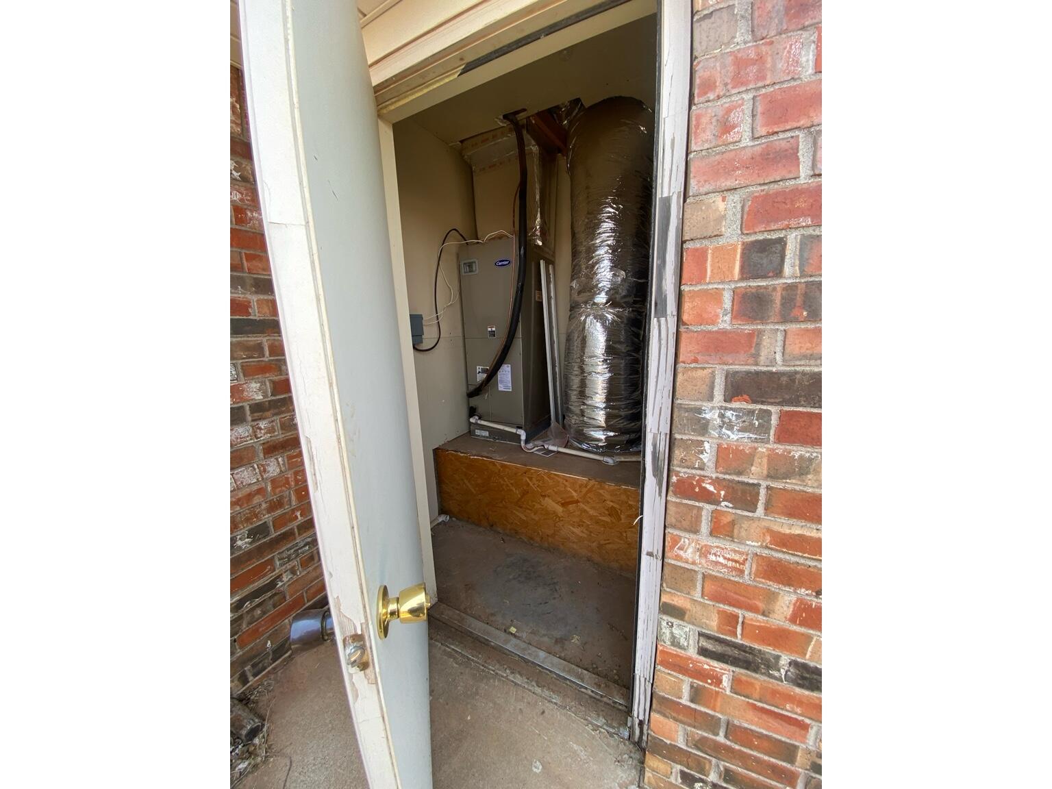 532 North Clinton Avenue Lubbock, TX 79416 - Photo 32 of 37 005 3