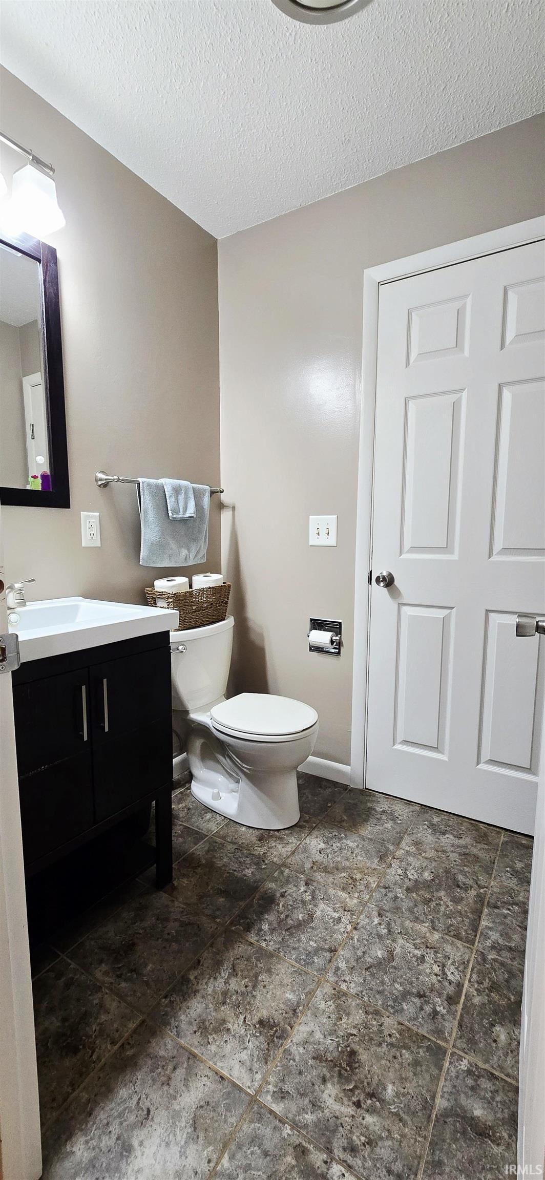 308 South Sweetgum Road Rochester, IN 46975 - Photo 8 of 13