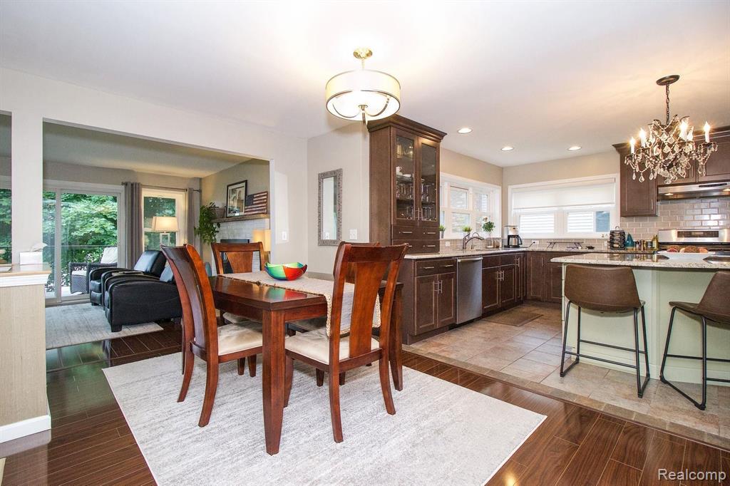 3379 Rolston Road Fenton, MI 48430 - Photo 8 of 31