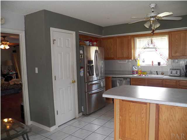 2131 Racer Lane Cantonment, FL 32533 - Photo 2 of 11 Gallery Image 2