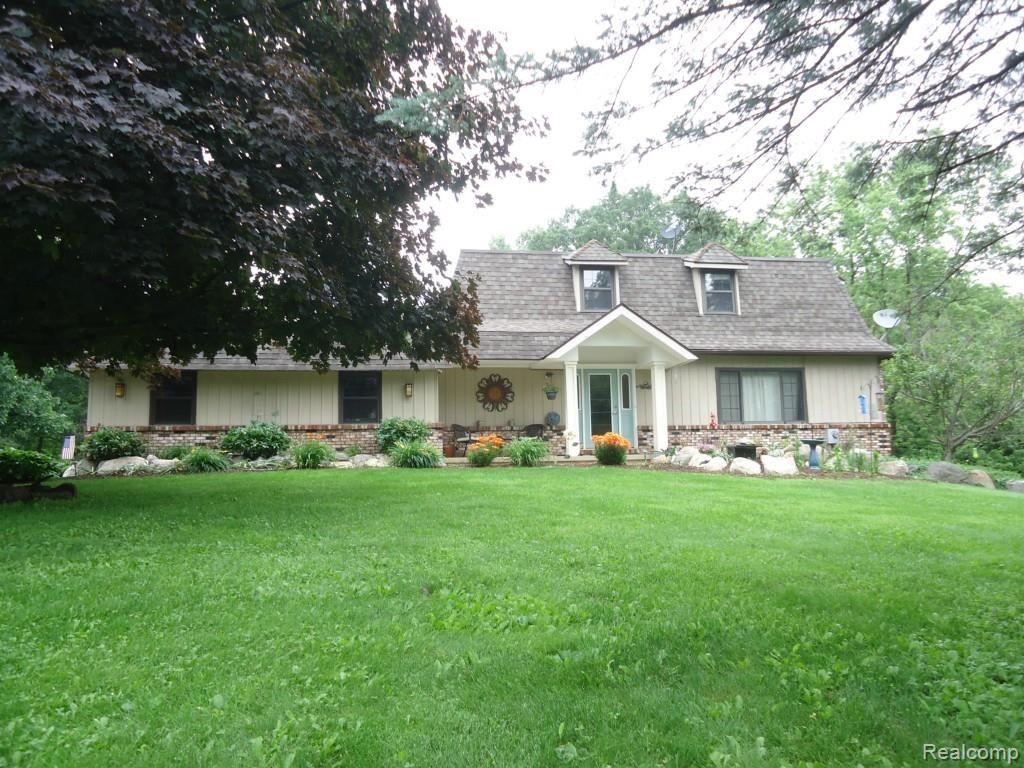 6335 Lahring Road Holly, MI 48442 - Photo 2 of 50 Front 2