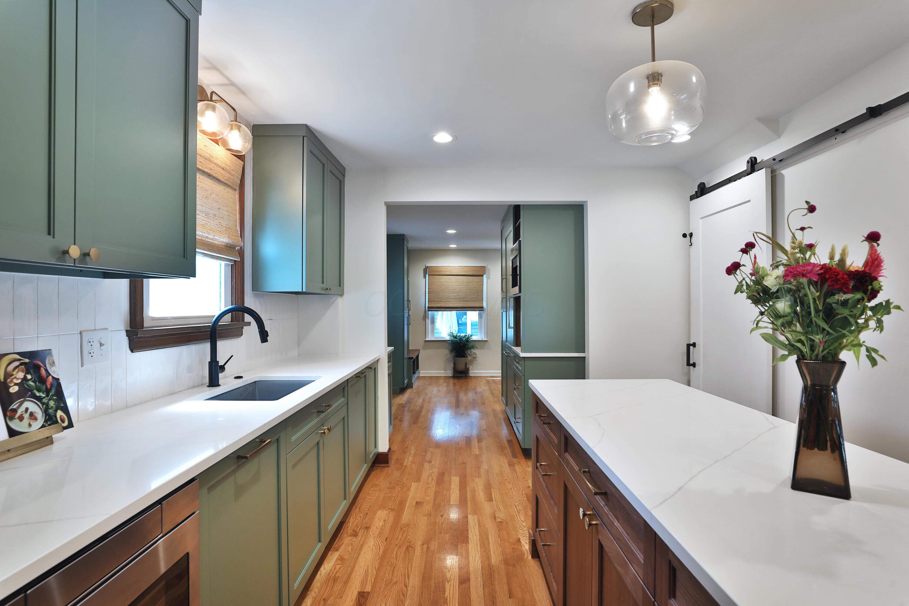 475 Garden Road Columbus, OH 43214 - Photo 24 of 67 475-Garden-14