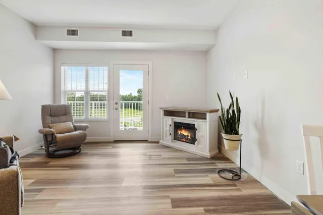 $154,000 | 7084 Glory Road South, Unit 309, Baxter, MN 56425