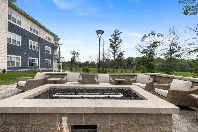 $154,000 | 7084 Glory Road South, Unit 309, Baxter, MN 56425