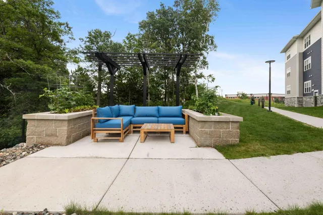 $154,000 | 7084 Glory Road South, Unit 309, Baxter, MN 56425