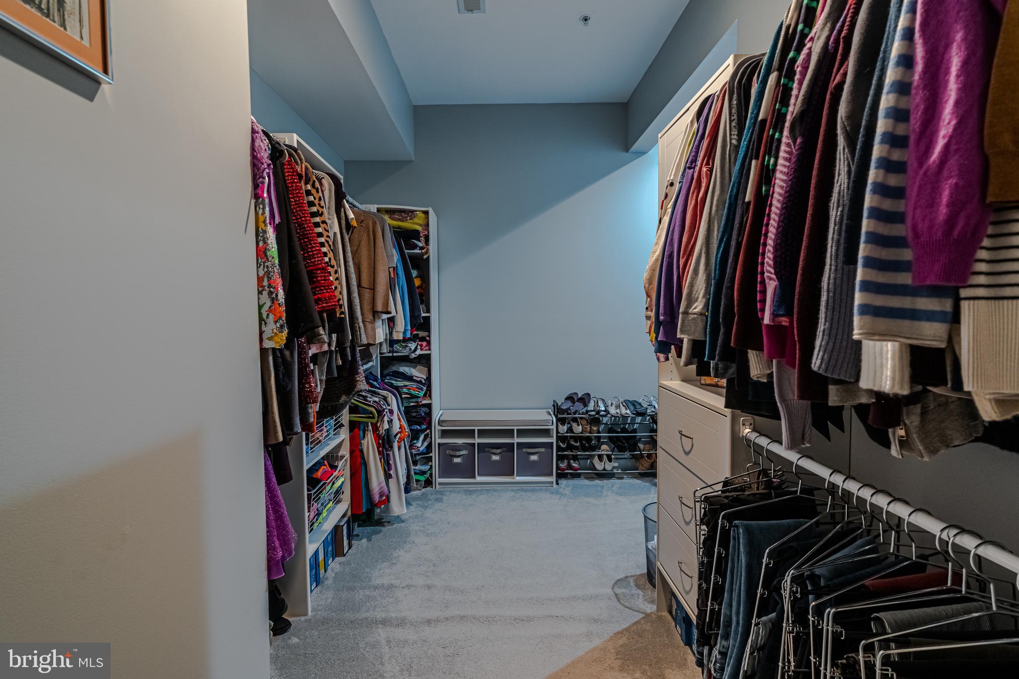 628 South Wolfe Street Baltimore, MD 21231 - Photo 25 of 44 Owners suite walk-in closet
