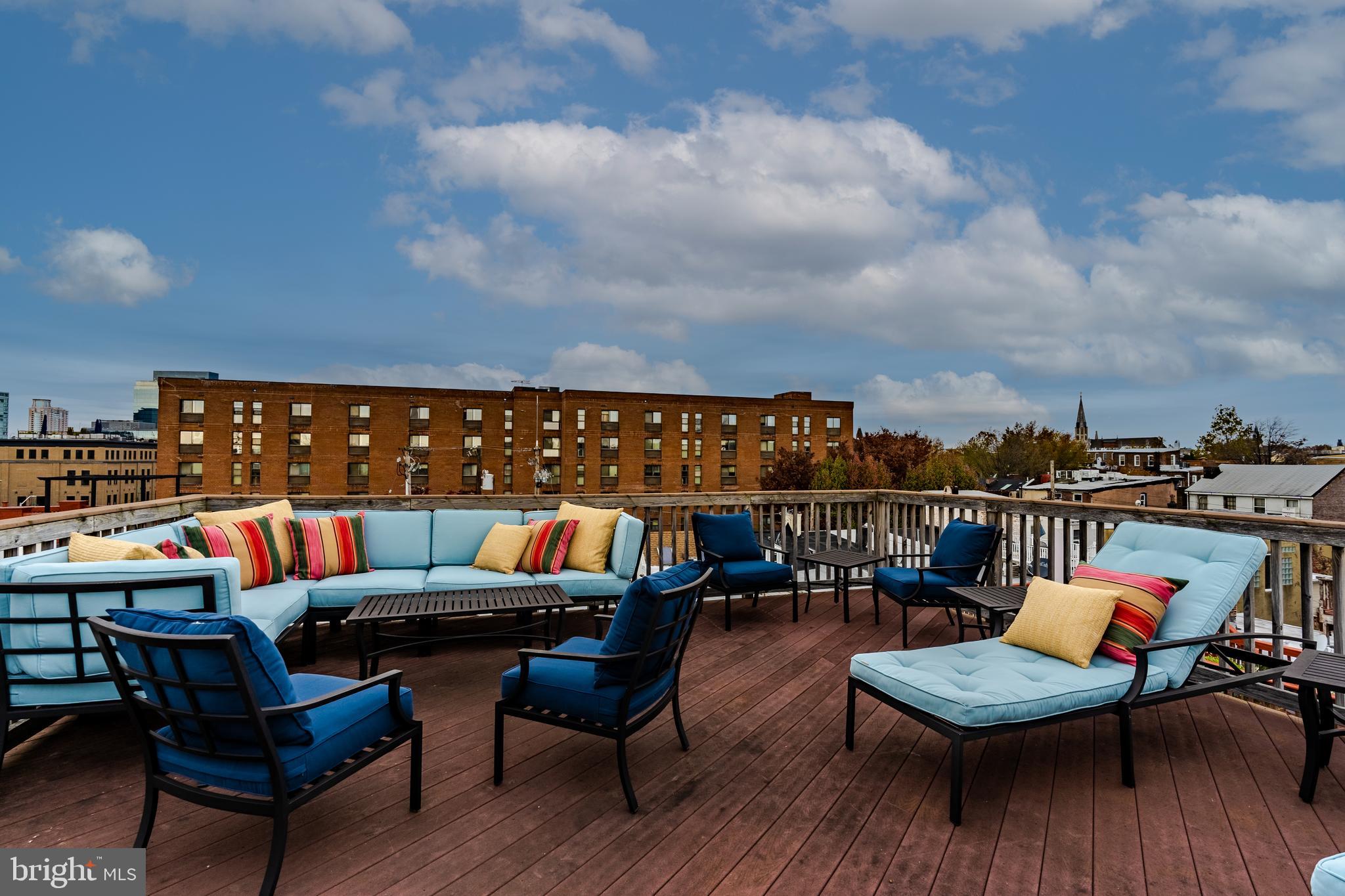 628 South Wolfe Street Baltimore, MD 21231 - Photo 35 of 44 City and water views