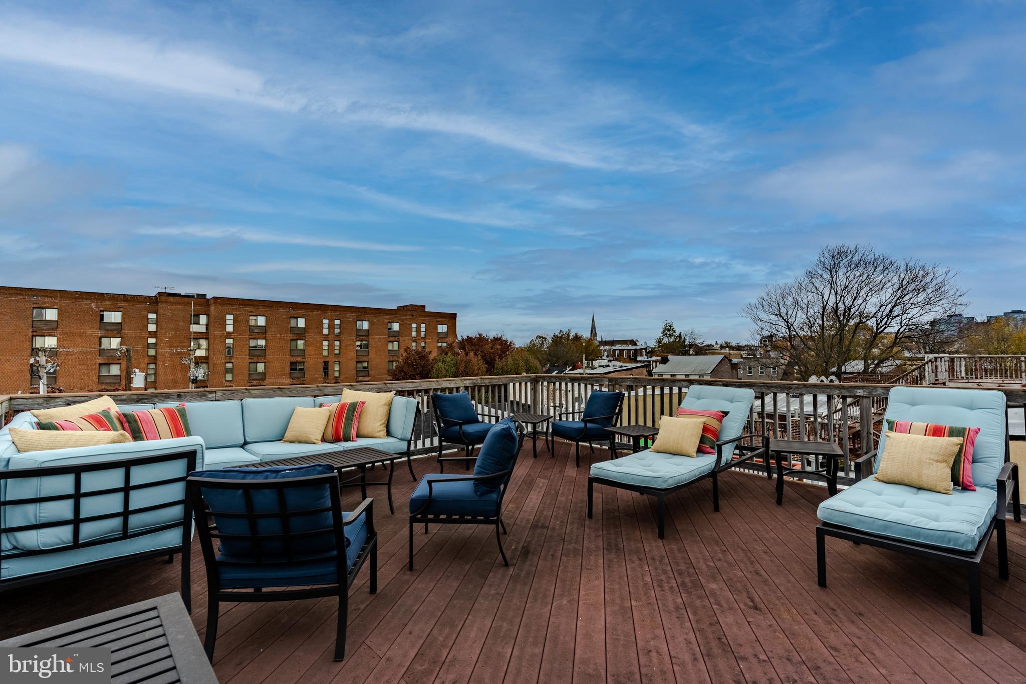 628 South Wolfe Street Baltimore, MD 21231 - Photo 36 of 44 City and water views