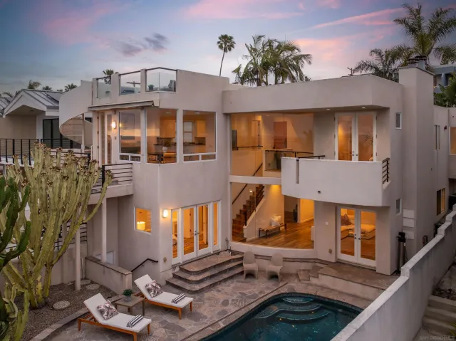 $3,300,000 | 2266 Cambridge Avenue, Cardiff, CA 92007