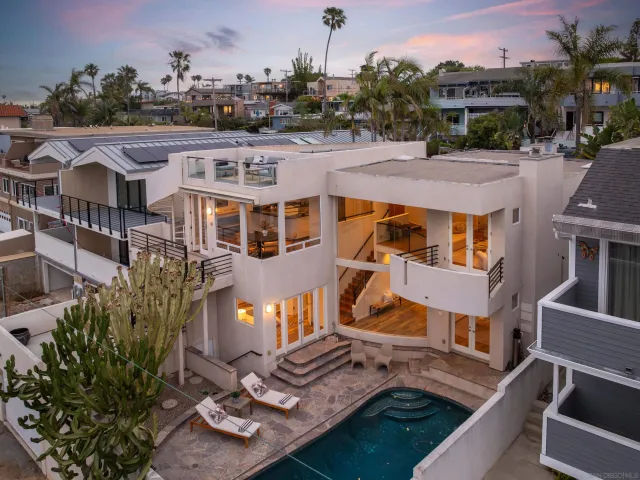 $3,300,000 | 2266 Cambridge Avenue, Cardiff, CA 92007