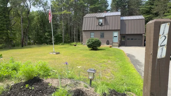 $299,900 | 121 Knowlton Corner Road, Farmington, ME 04938