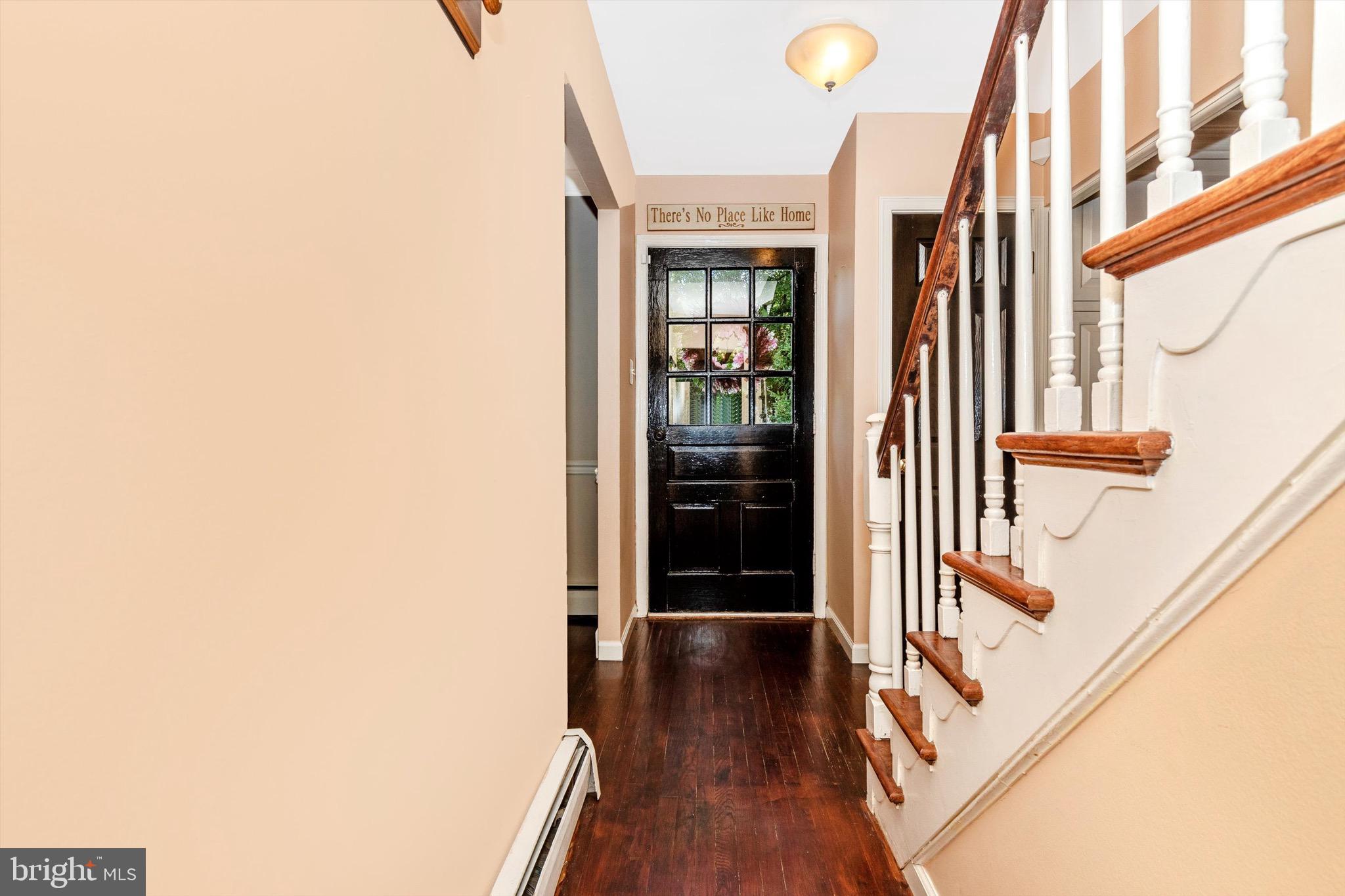 208 Summit Road Malvern, PA 19355 - Photo 2 of 49