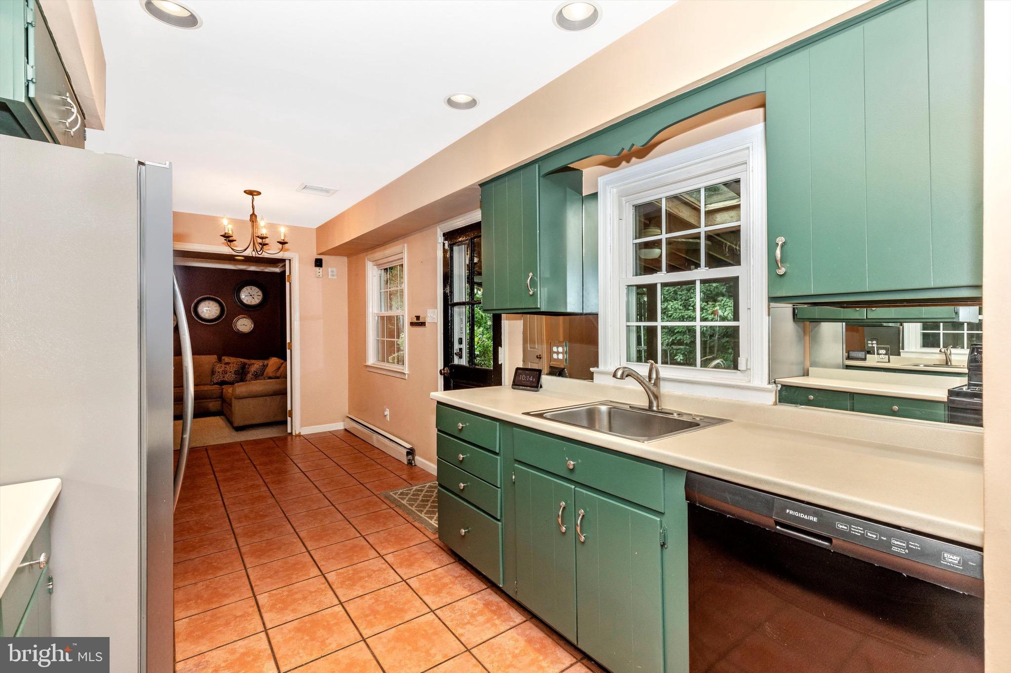 208 Summit Road Malvern, PA 19355 - Photo 14 of 49