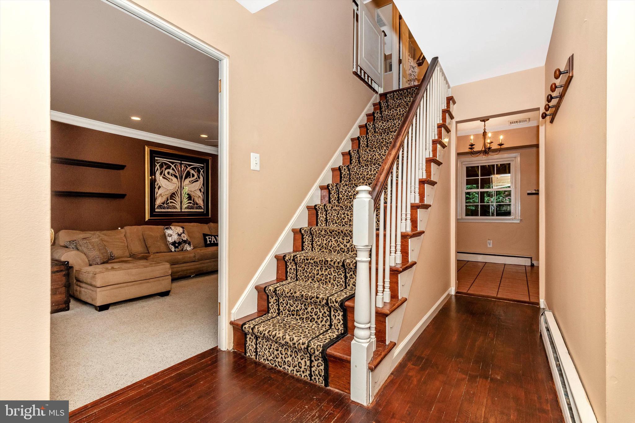 208 Summit Road Malvern, PA 19355 - Photo 3 of 49